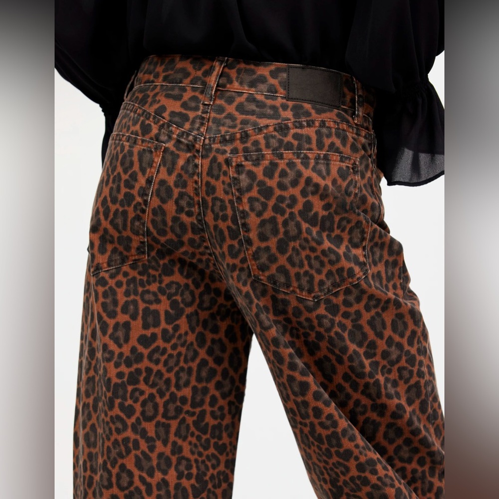 Leopard Print Women Jeans - Picture 5 of 14